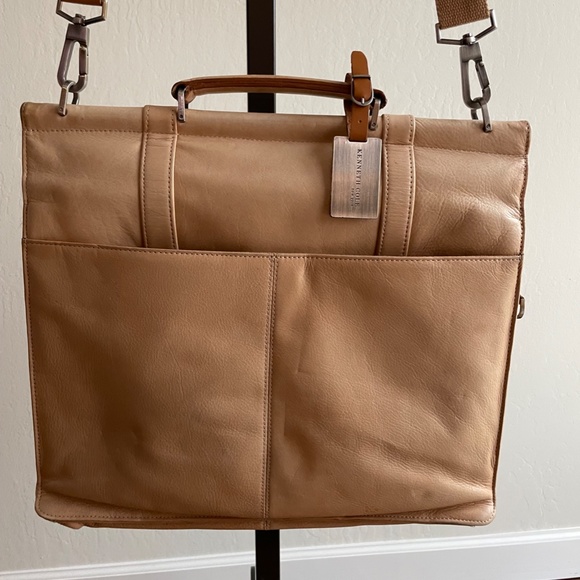 Kenneth Cole New York 'Just in Case' Leather Briefcase/Side Bag - Early 2000's - Picture 4 of 9